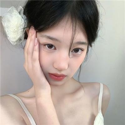 早餐时女歌迷快闪
